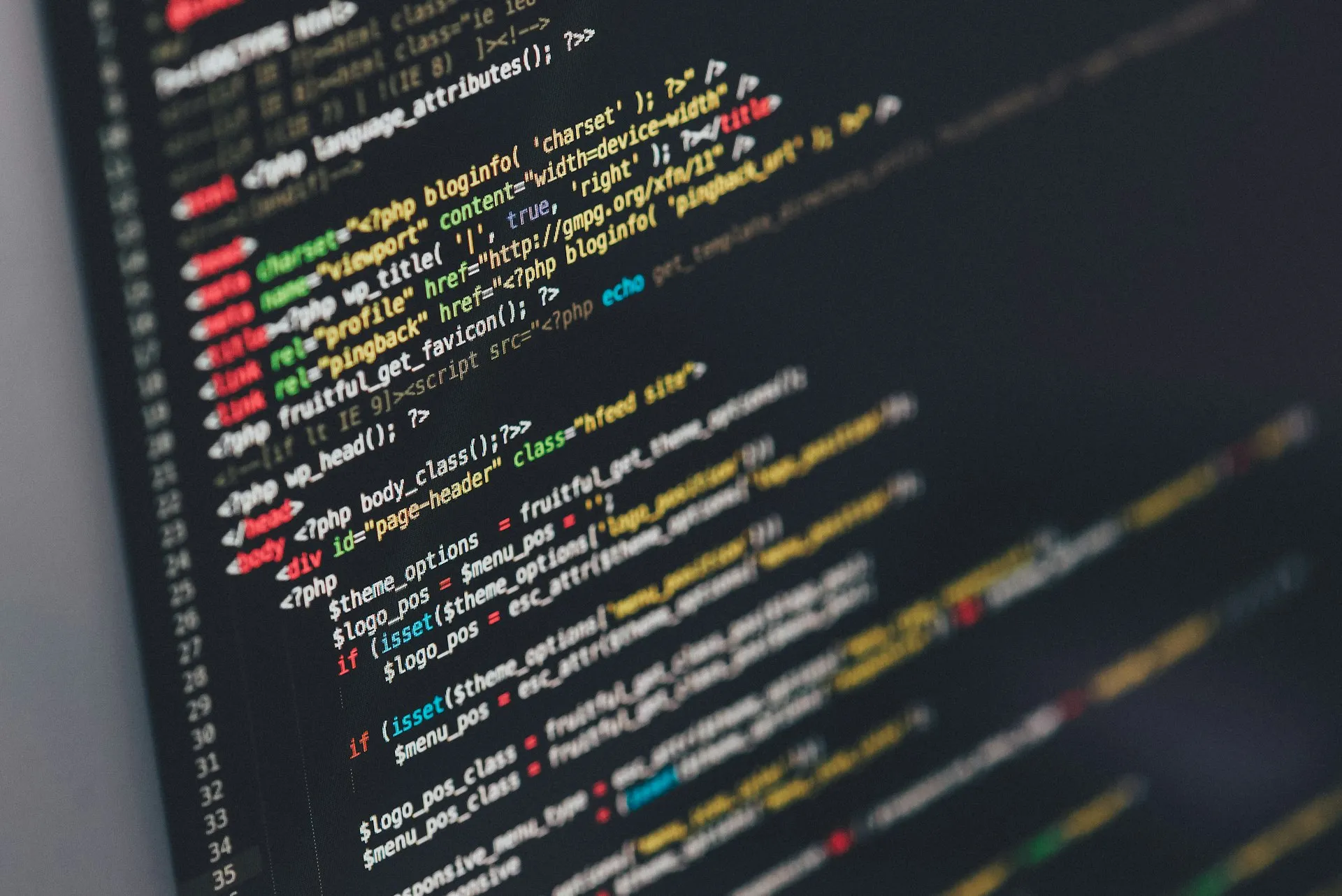 Pantalla con código fuente en un editor